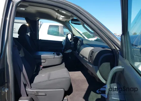 2013 Chevrolet Silverado 1500 Lt z USA, uszkodzony, nr VIN 1GCRCSE04DZ297973